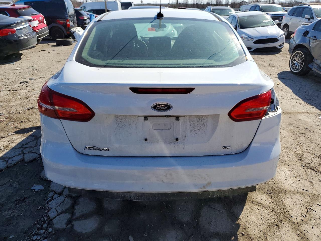 2017 Ford Focus se
