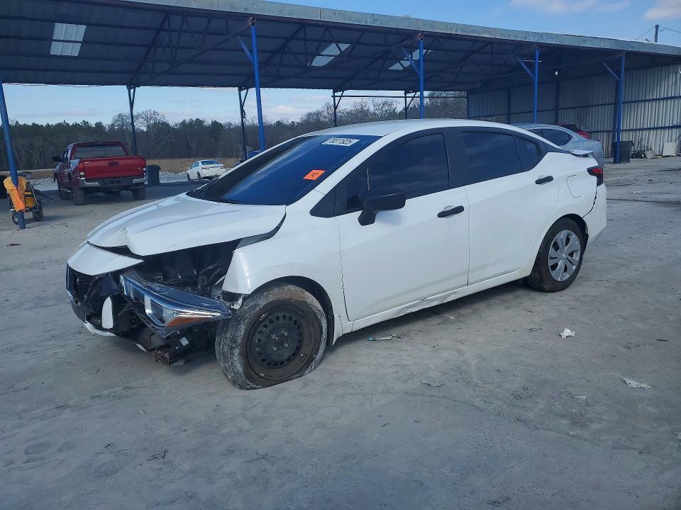 2022 Nissan Versa s