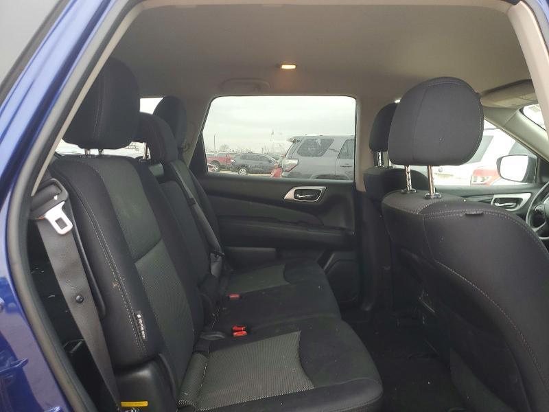 2018 Niss Pathfinder sv