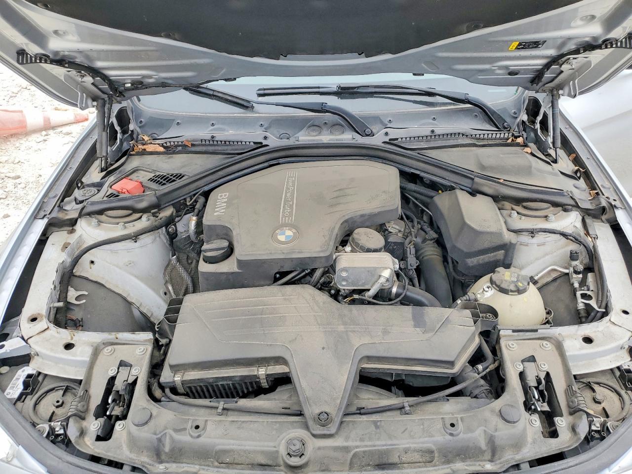 2016 BMW 320 i