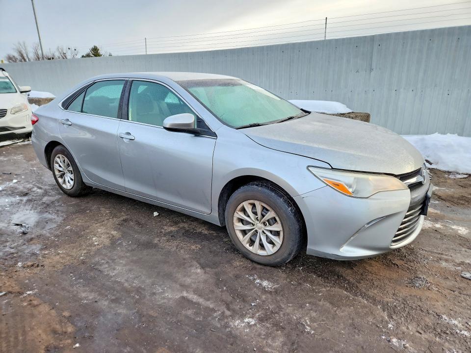 2017 Toyota Camry le