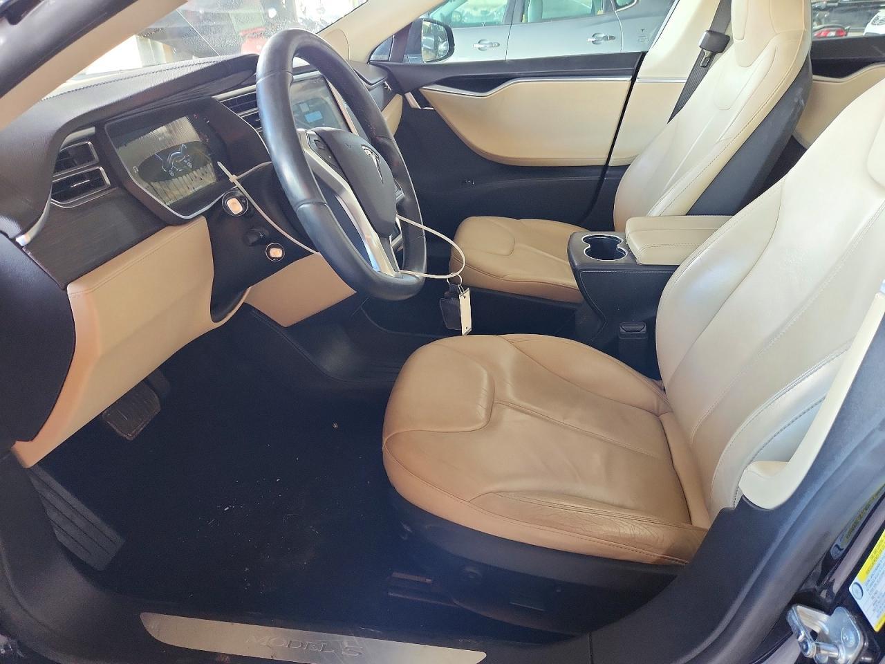 2015 Tesla Model s 85