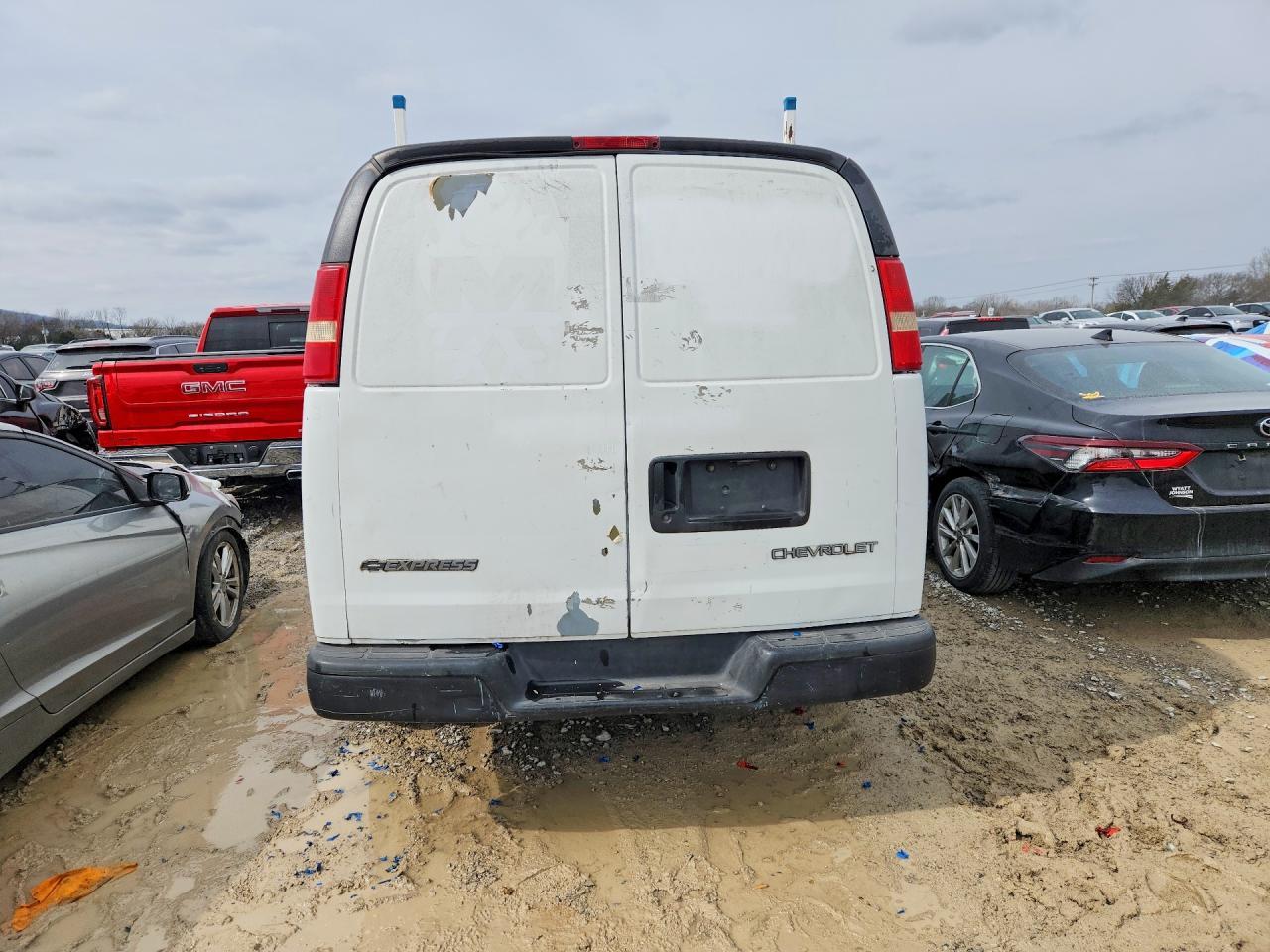 2005 Chev Express G2500