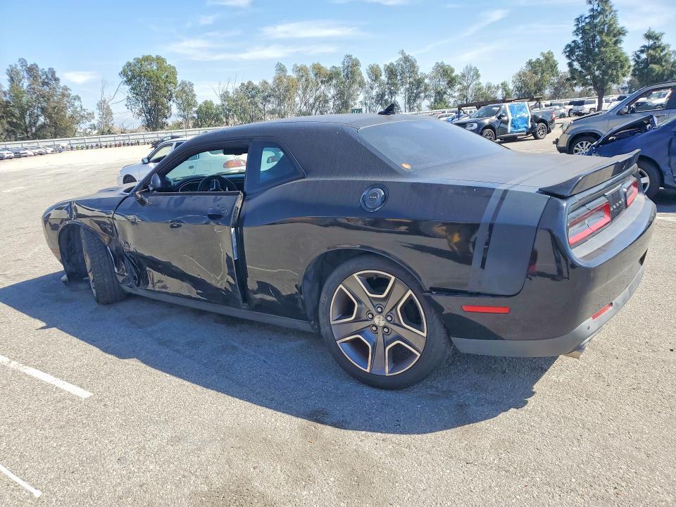 2015 Dodge Challenger sxt Plus