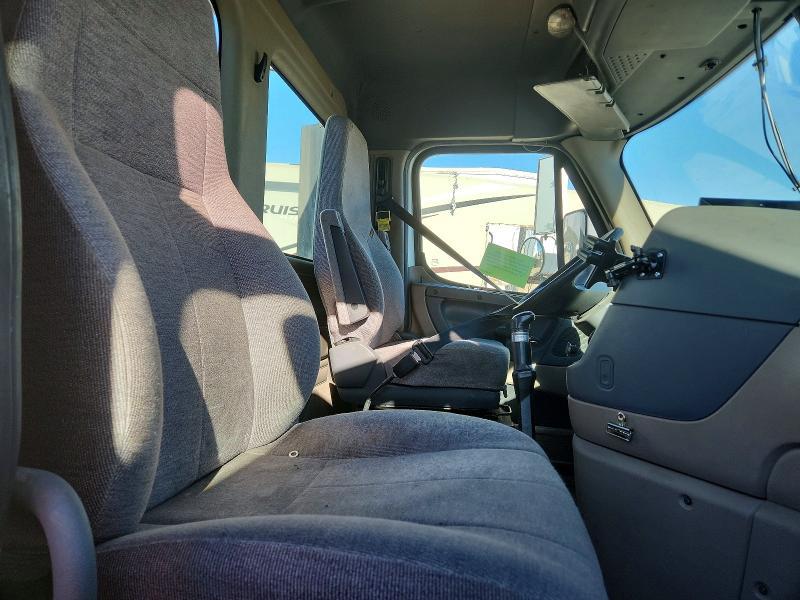 2016 Freigliner 2016 Freightliner Cascadia Toter Truck