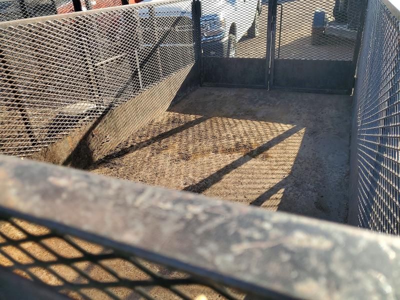 2001 Utility 2001 apc Equipment Utility Trailer