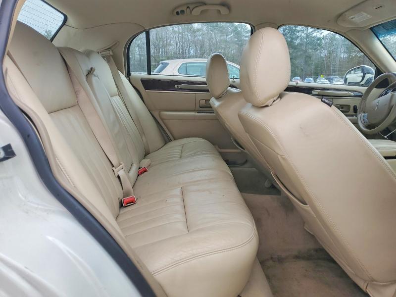 2006 Lincoln Town car Signature