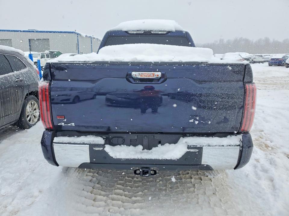 2025 Toyota Tundra Crewmax Platinum