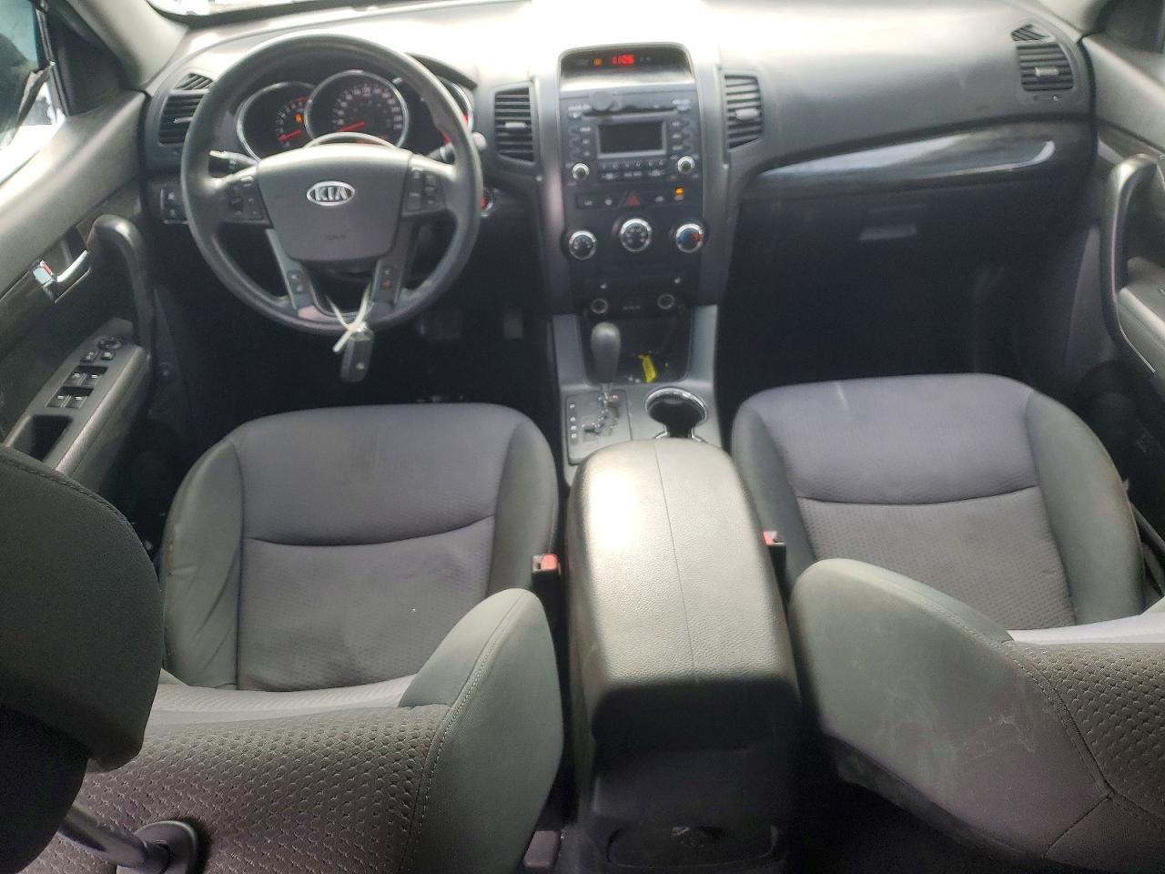 2013 KIA Sorento lx