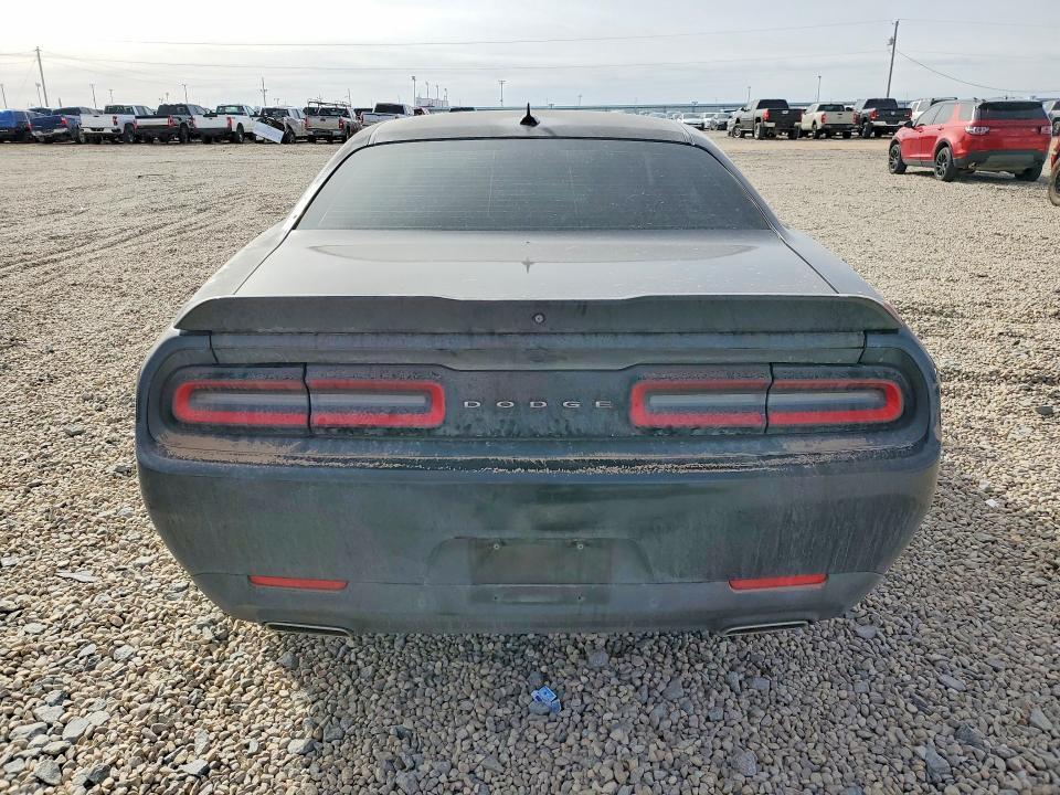 2015 Dodge Challenger sxt Plus