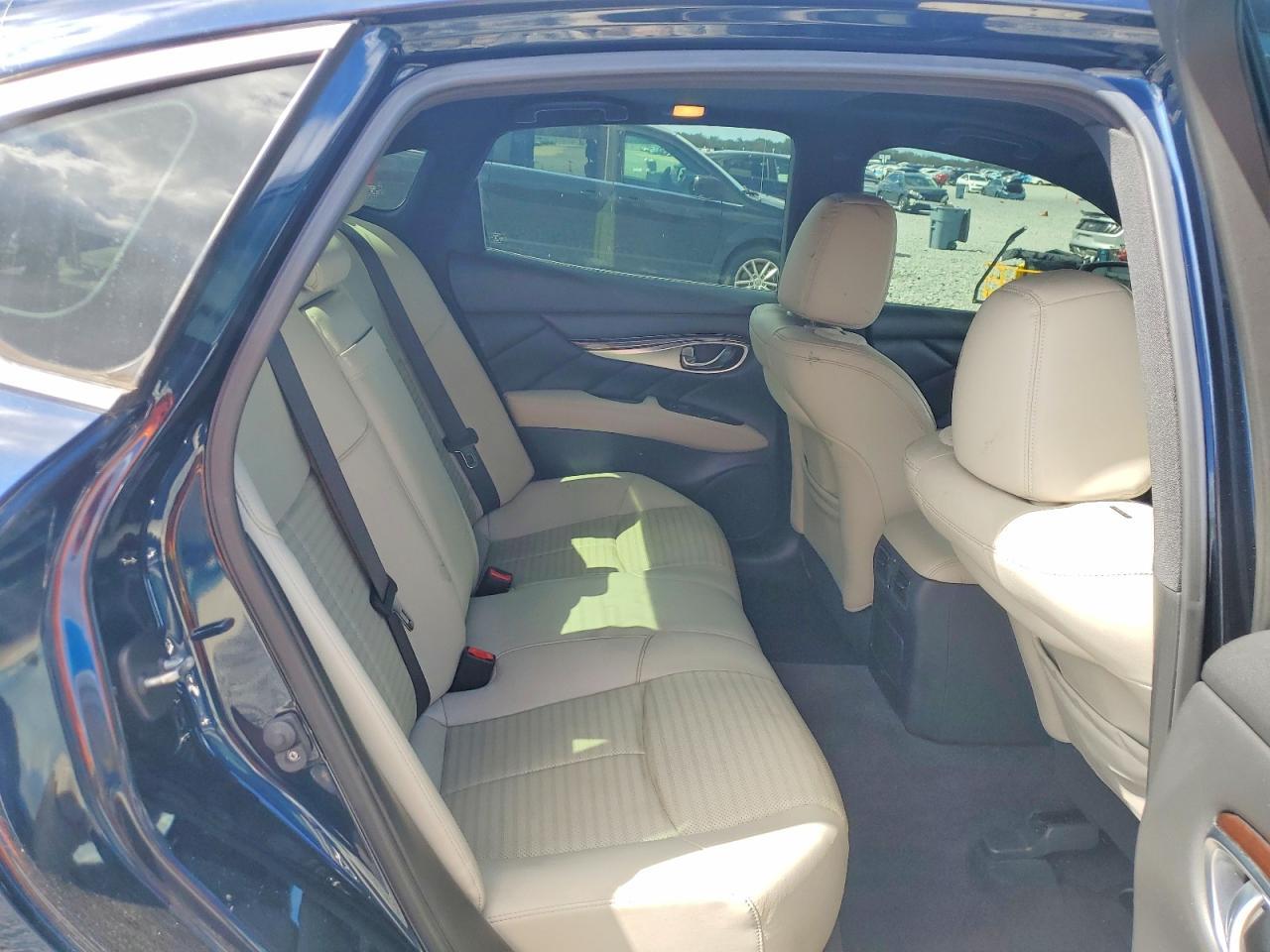 2018 Infiniti Q70 3.7 Luxe