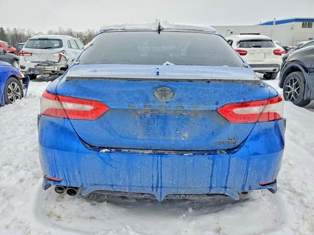 2020 Toyota Camry xle