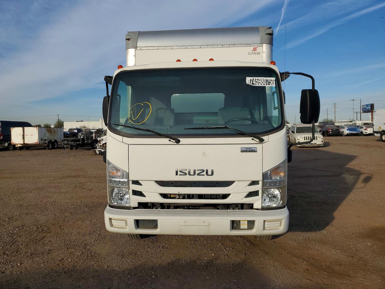 2018 Isuzu NPR HD BOX Truck