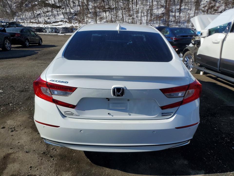 2022 Honda Accord Touring Hybrid