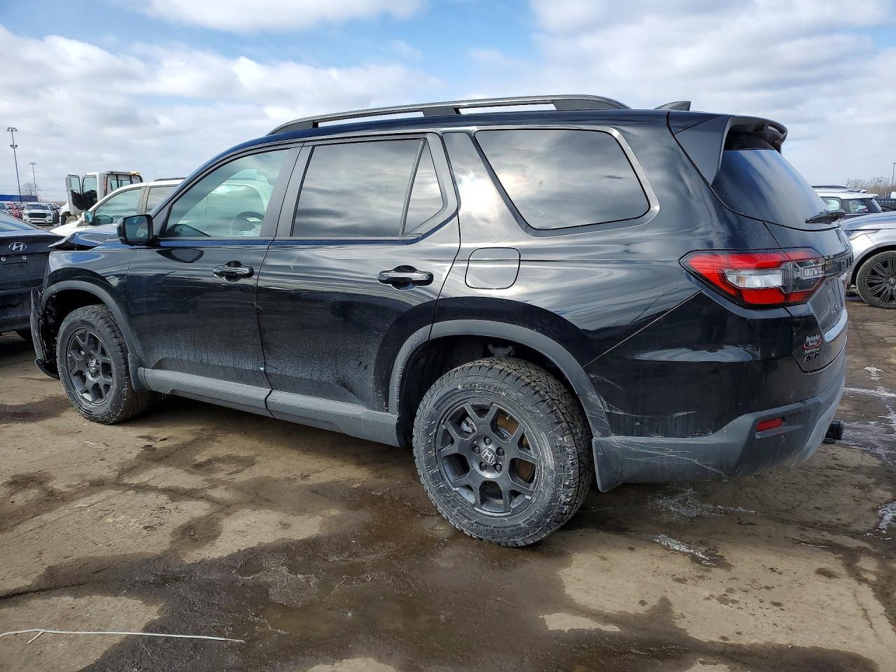 2025 Honda Pilot Trailsport
