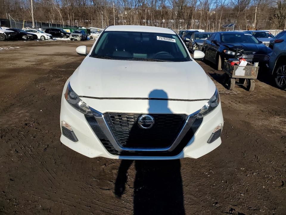 2020 Nissan Altima s