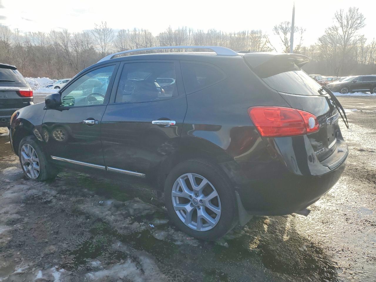 2012 Nissan Rogue s