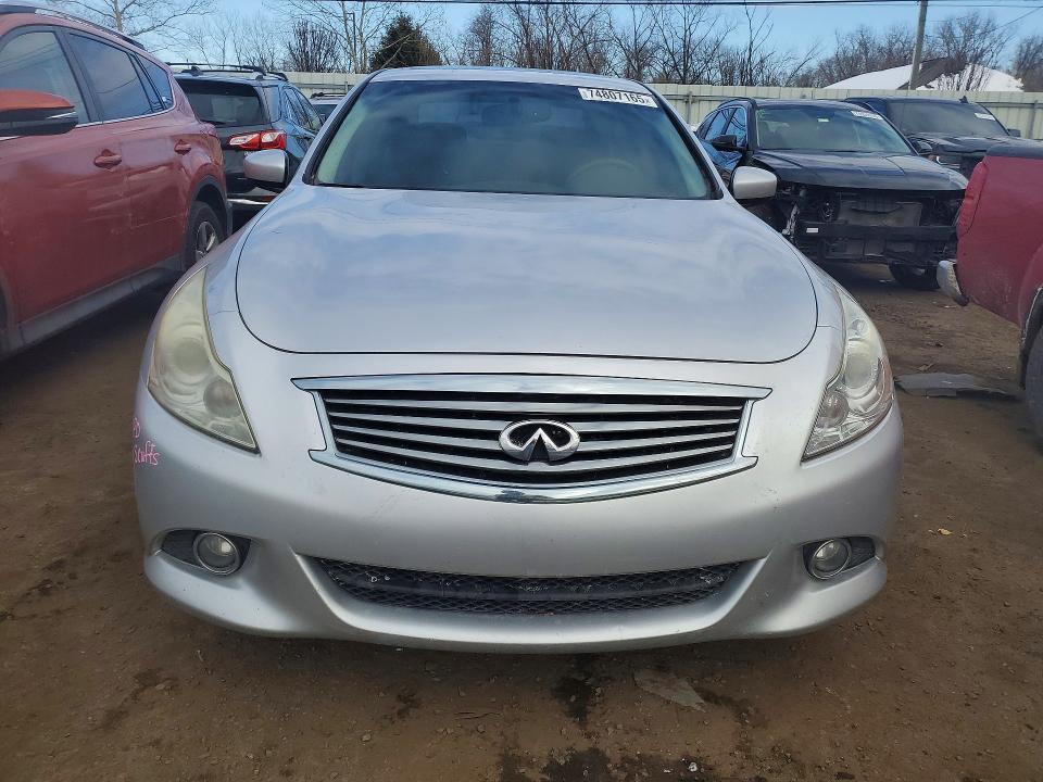 2013 Infiniti G37