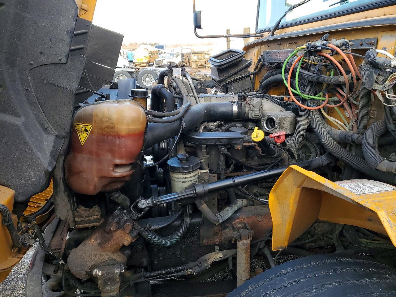 2014 Ic Corporation CE Series School-School Bus