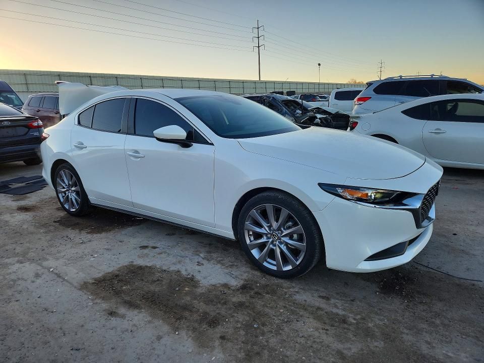 2021 Mazda 3 Select