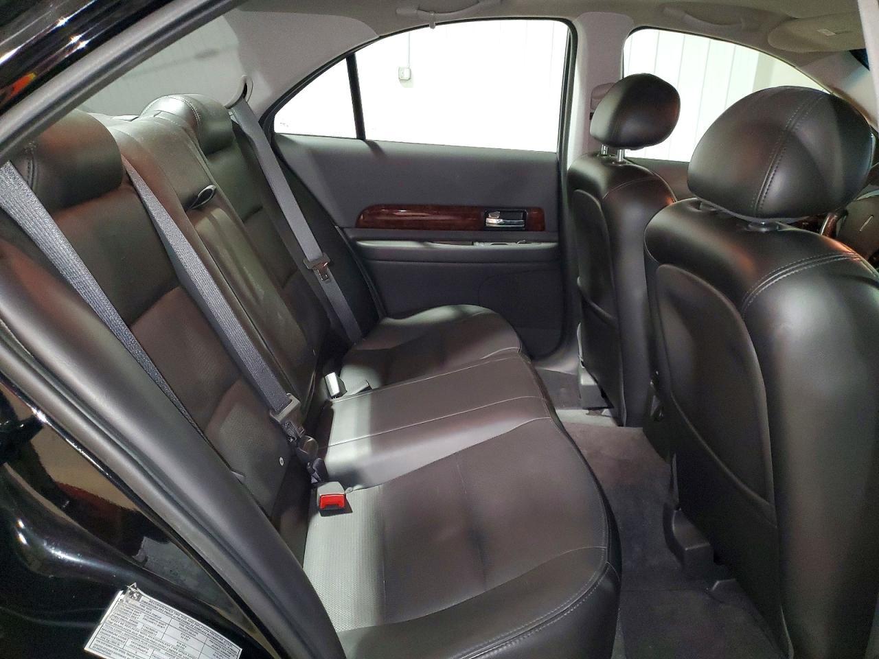 2002 Lincoln Townhouse LS