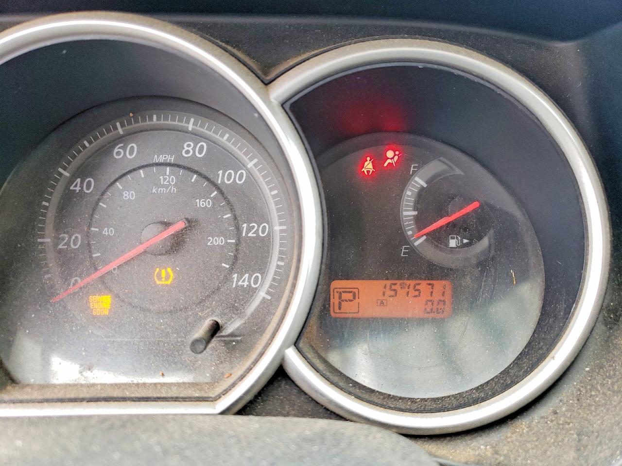 2011 Niss Versa 1.8 s