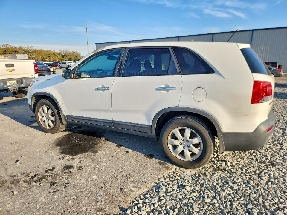 2013 KIA Sorento lx