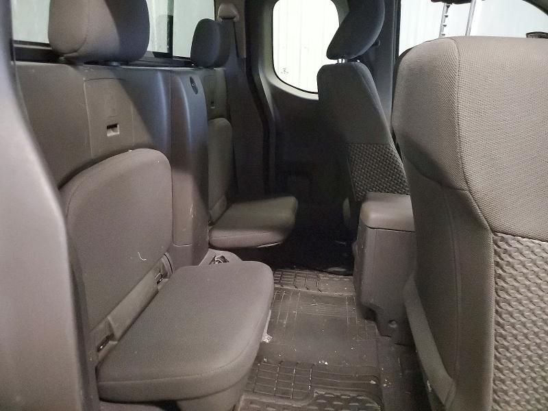 2019 Nissan Frontier sv V6