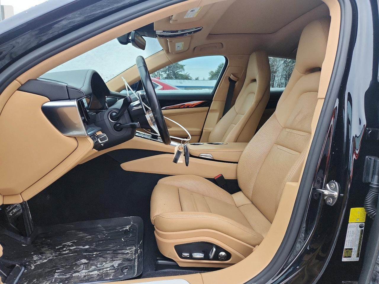 2018 Porsche Panamera 4