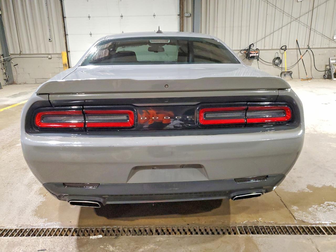 2017 Dodge Challenger gt