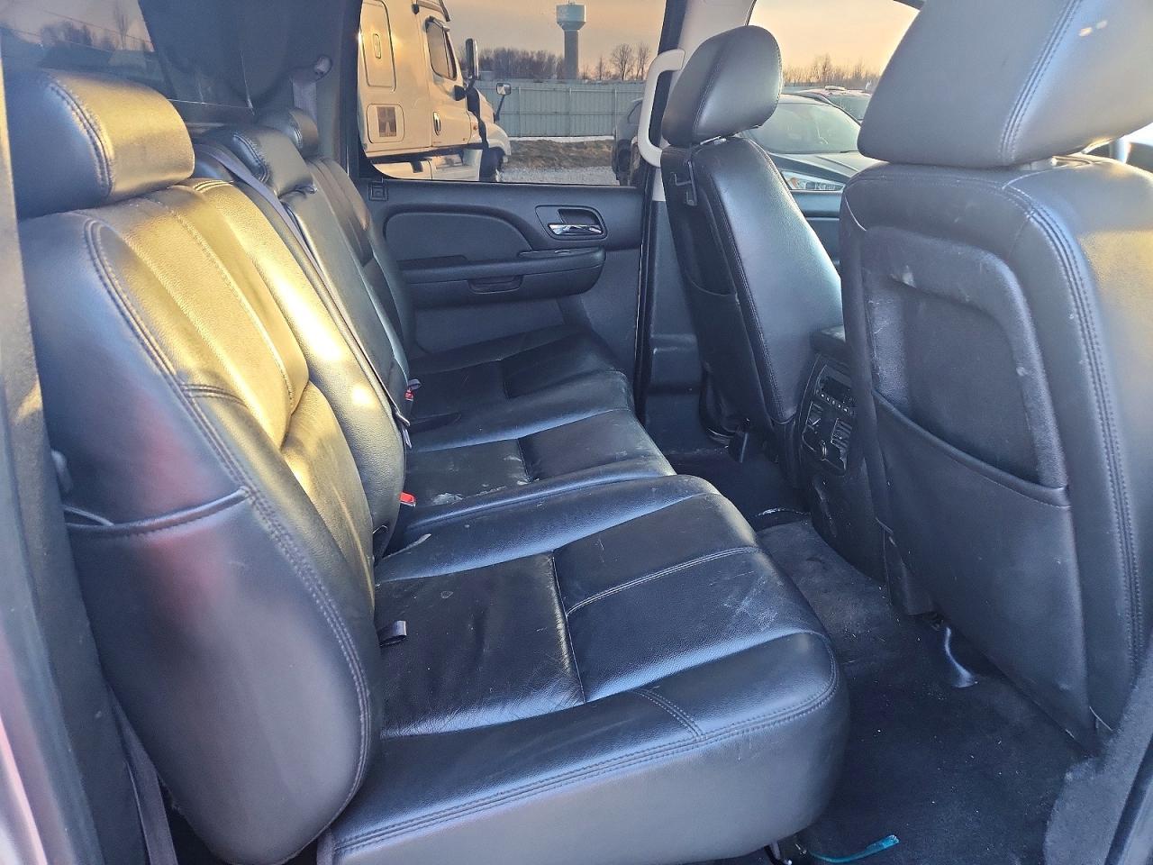2013 Chevrolet Avalanche lt