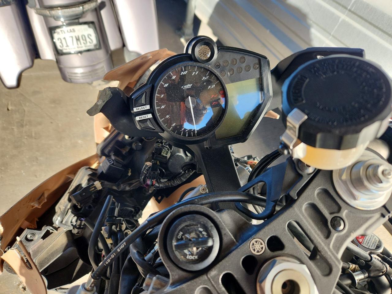 2013 Yama YZFR1