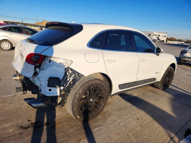 2015 Porsche Macan s