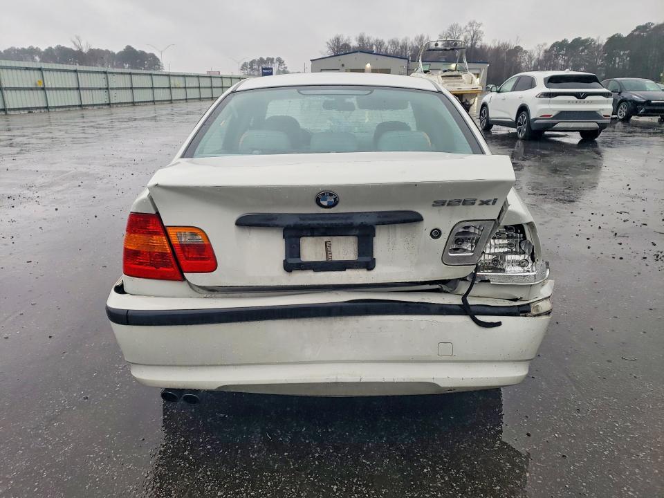 2003 BMW 325 xi