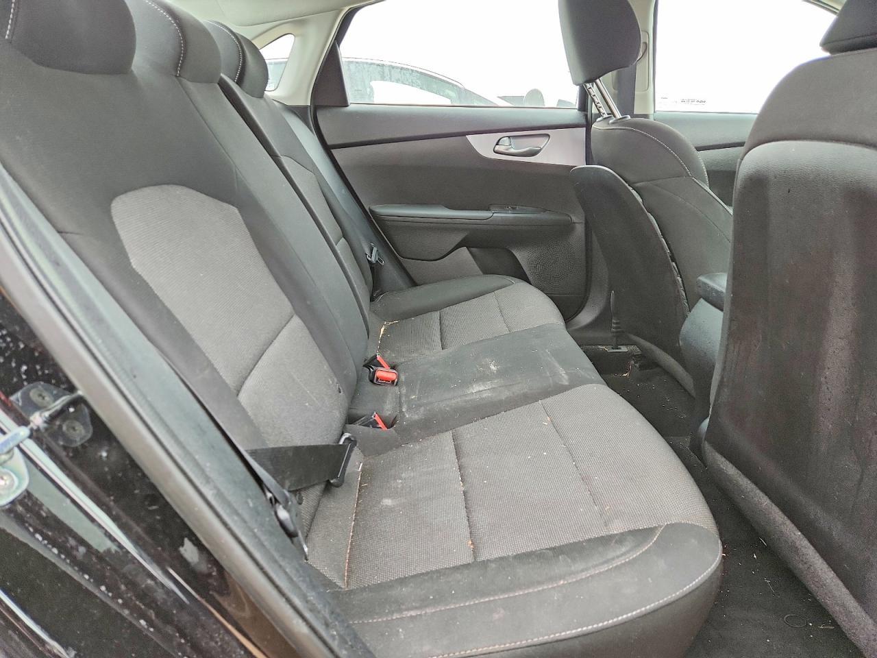2022 KIA Forte fe