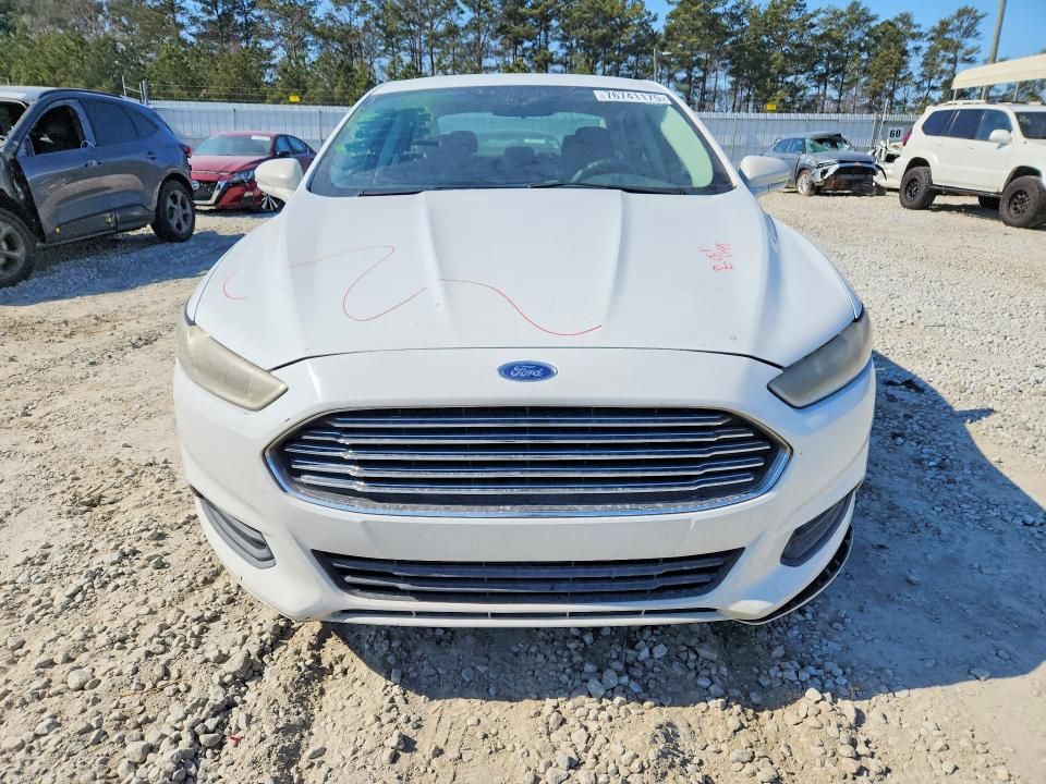 2013 Ford Fusion se