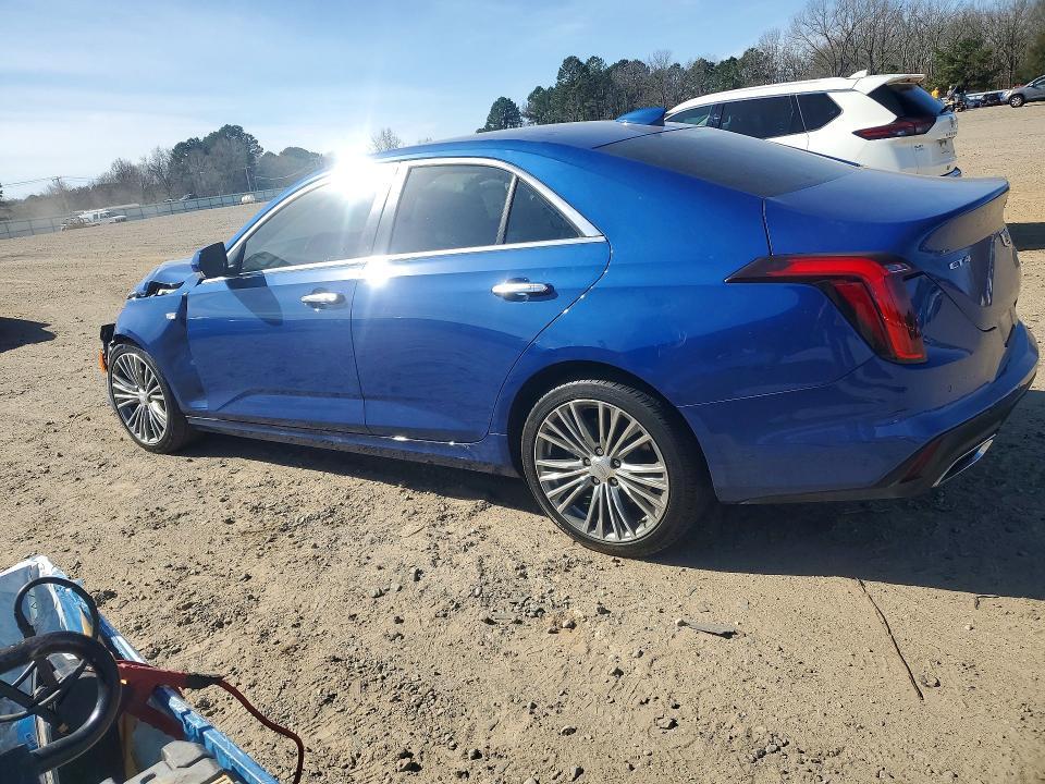 2023 Cadillac CT4 Premium Luxury