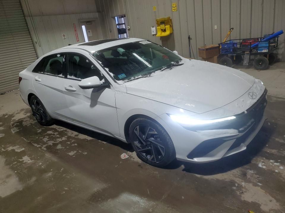2025 Hyundai Elantra sel Convenience