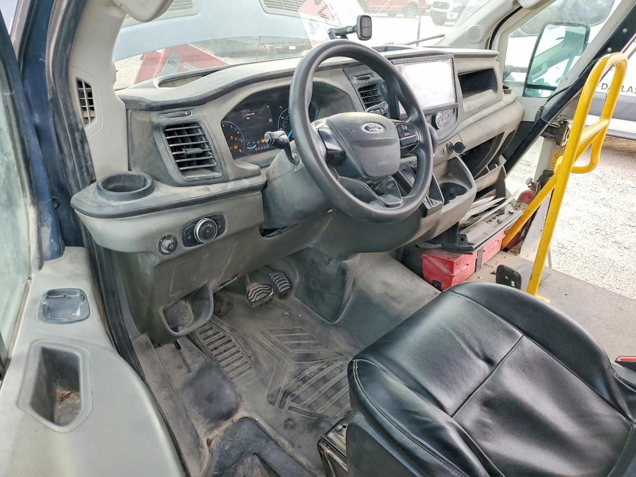 2021 Ford Transit Delivery Truck
