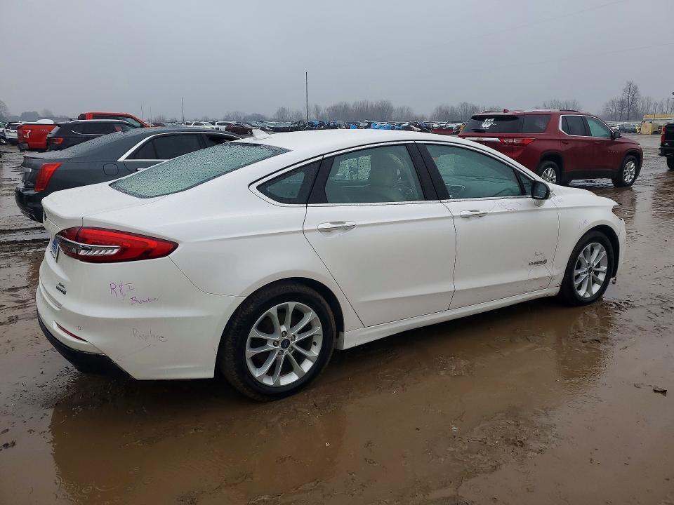 2019 Ford Fusion sel