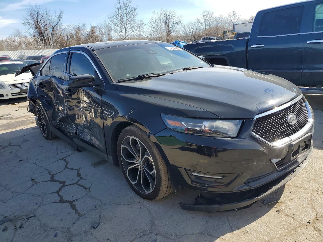 2018 Ford Taurus sho