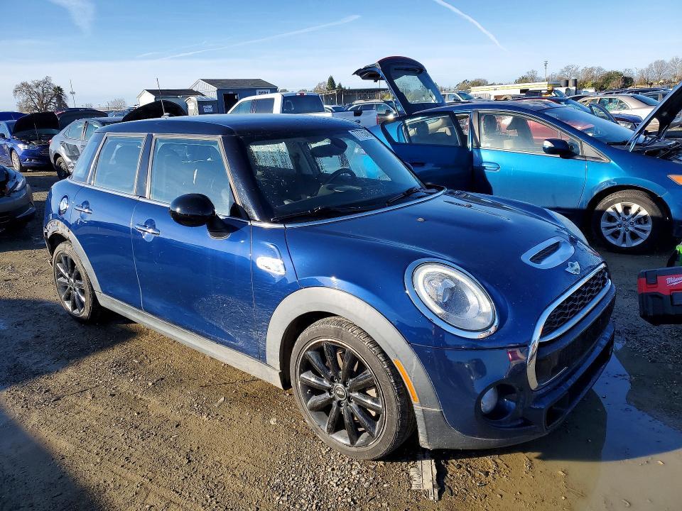 2017 Mini Cooper s