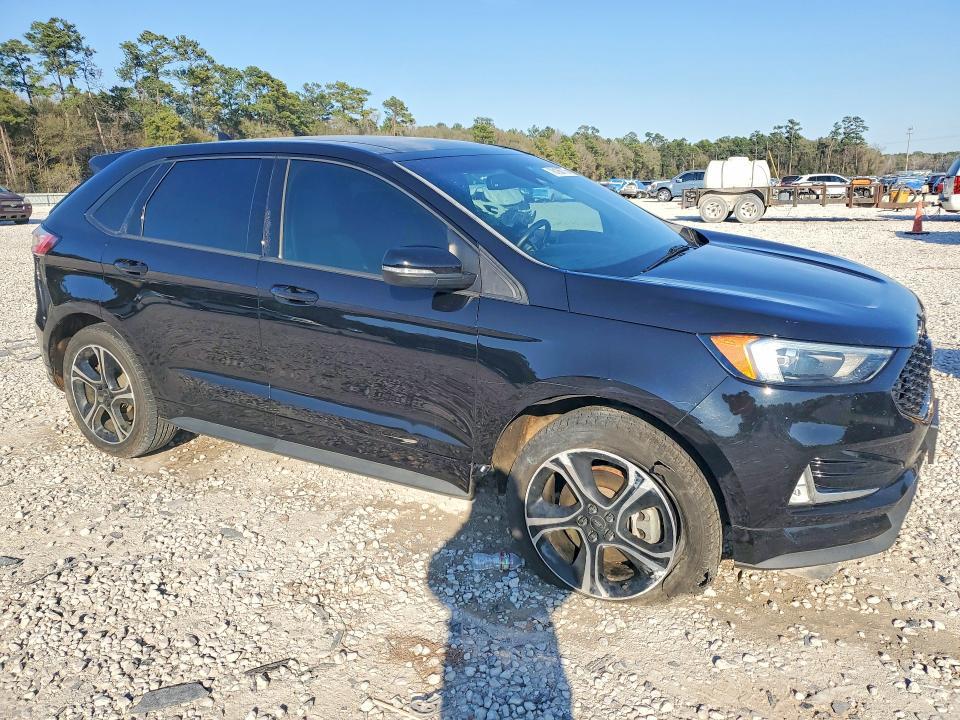 2019 Ford Edge st