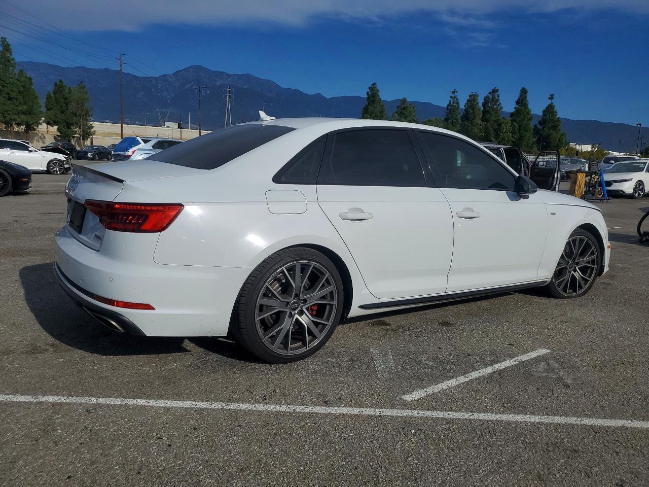 2019 Audi A4 Premium Plus