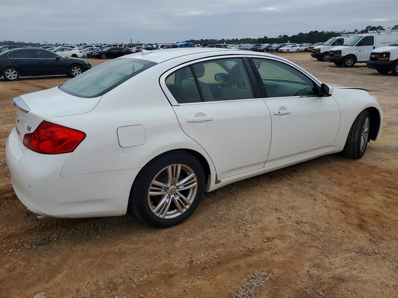 2012 Infiniti G37 Base