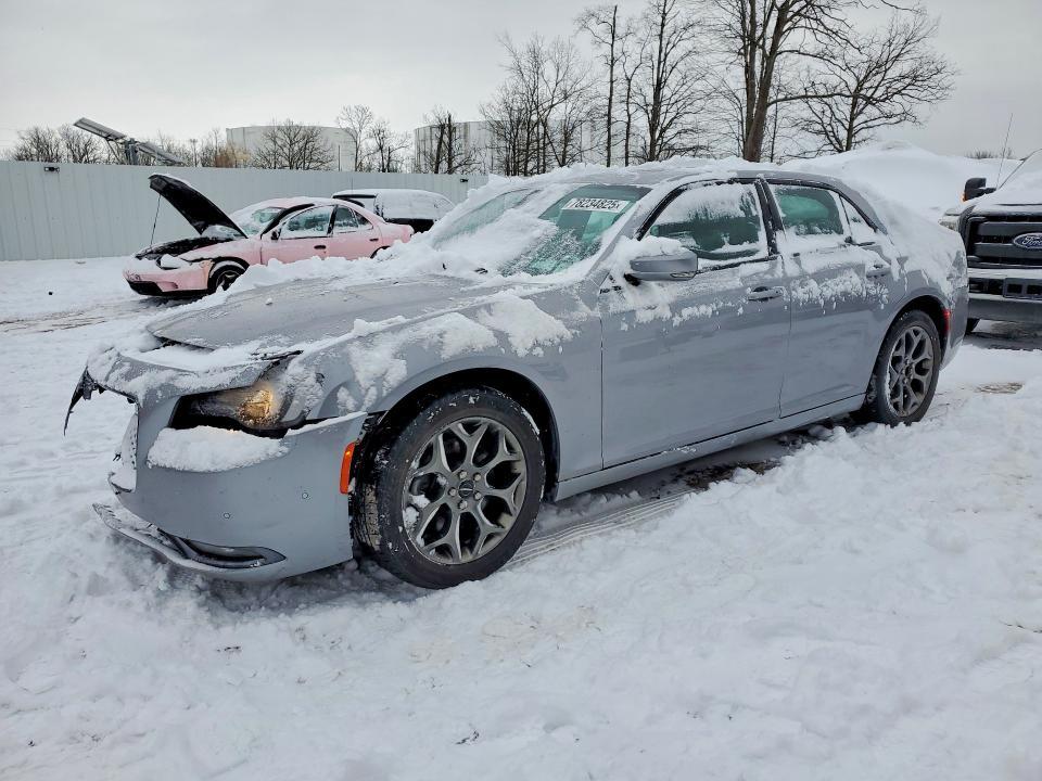 2016 Chrysler 300 s