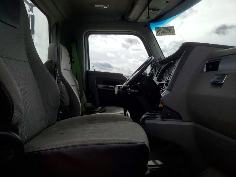 2020 Kenworth T880 Semi Truck