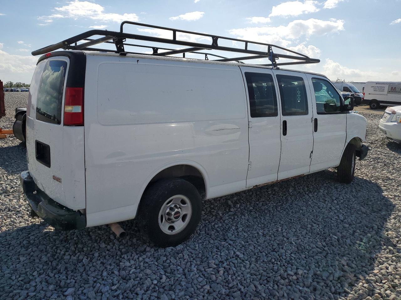 2016 GMC Savana G2500