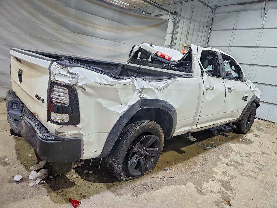 2022 Dodge Ram 1500 Classic slt