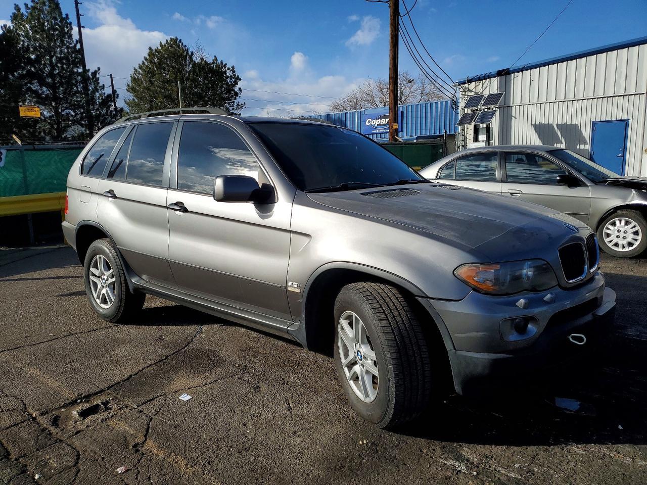2005 BMW X5 3.0i